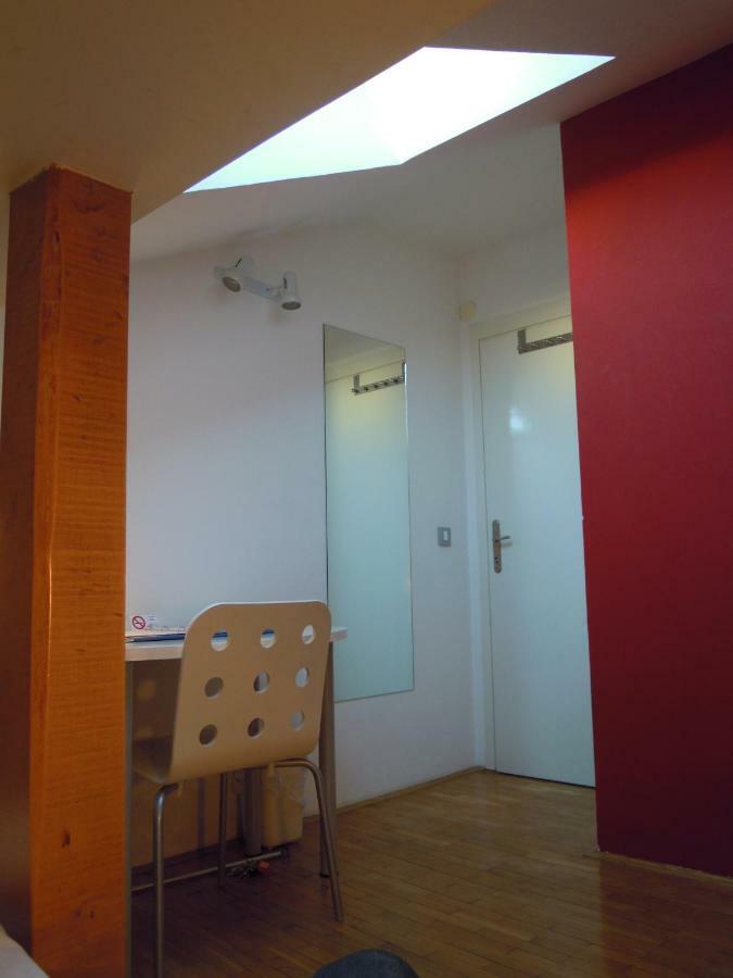 Rainbow Rooms Ljubljana Room photo